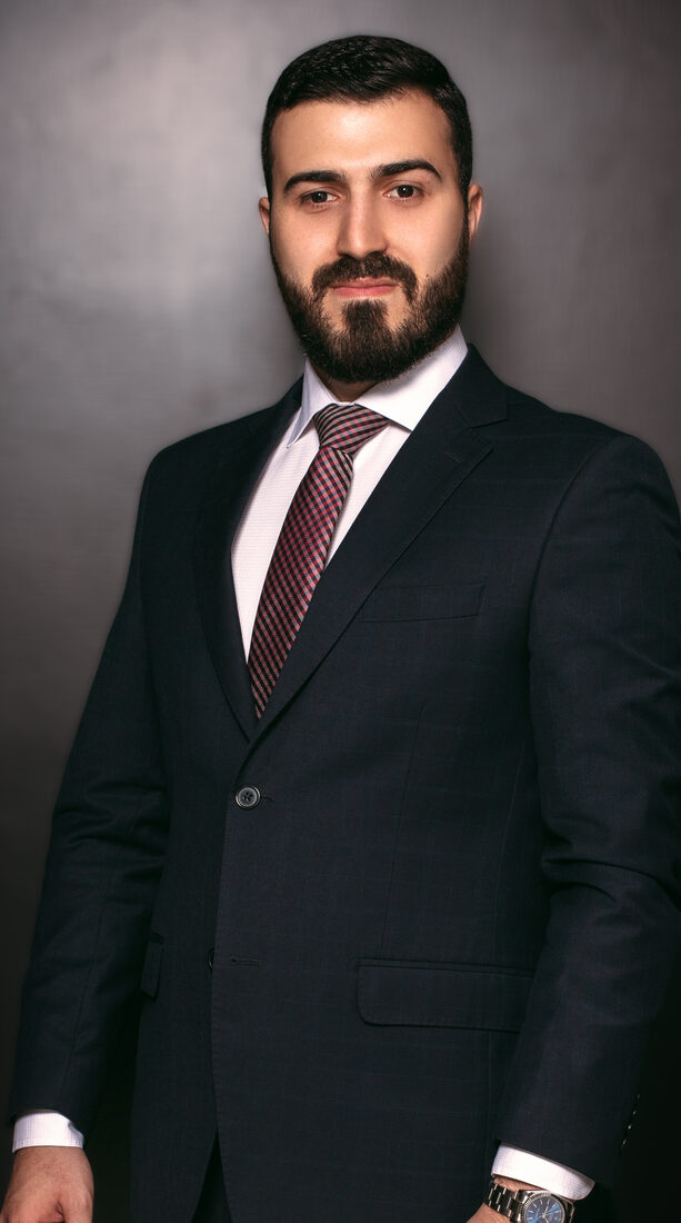 Dr. Antônio Barbosa de Souza Neto — Advogado, sócio fundador, OAB/MS 22.741